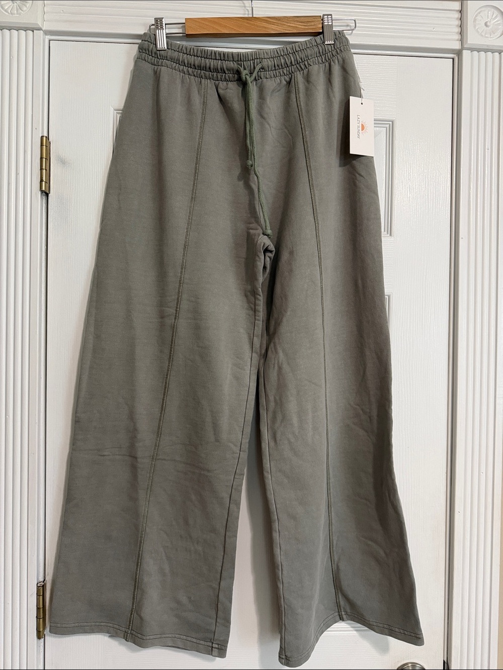 Lazy Sunday Wide-Leg Olive Sweatpant with Drawstring Waist
